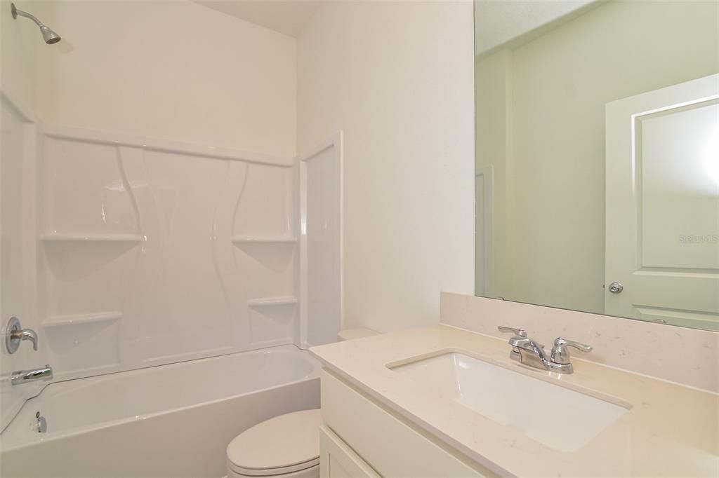 En Renta: $2,425 (4 camas, 3 baños, 2109 Pies cuadrados)