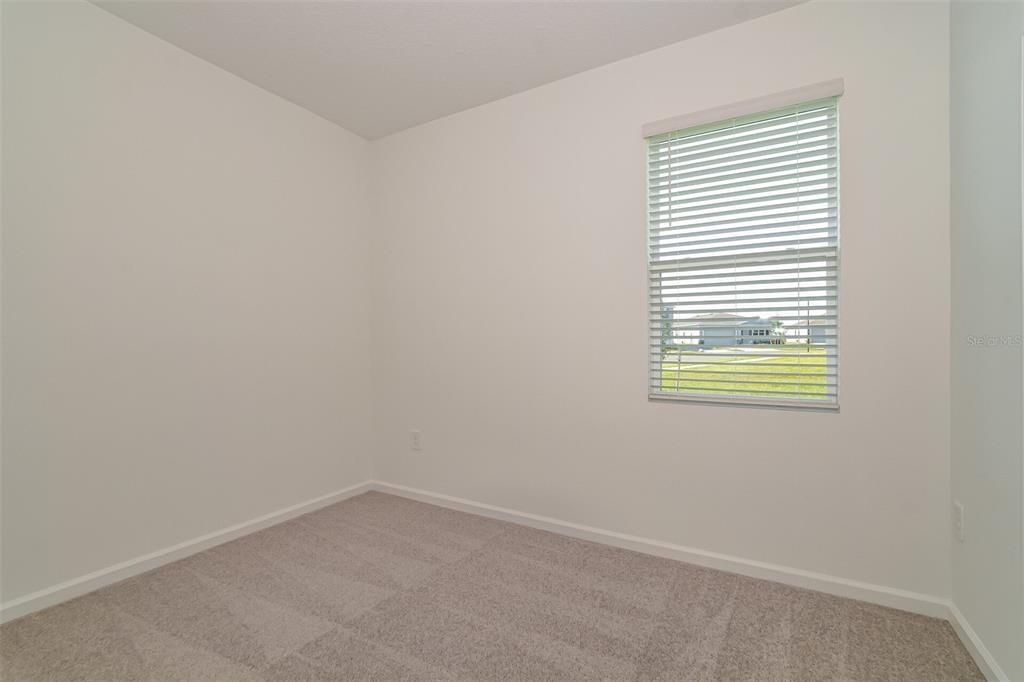 En Renta: $2,425 (4 camas, 3 baños, 2109 Pies cuadrados)