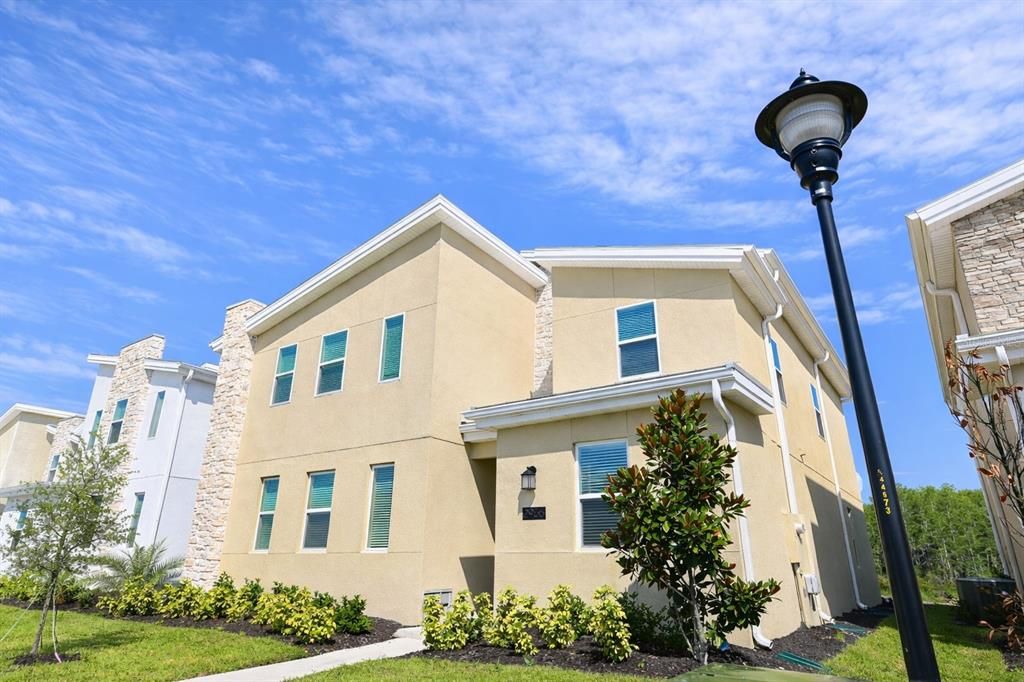 En Venta: $949,000 (8 camas, 5 baños, 4289 Pies cuadrados)