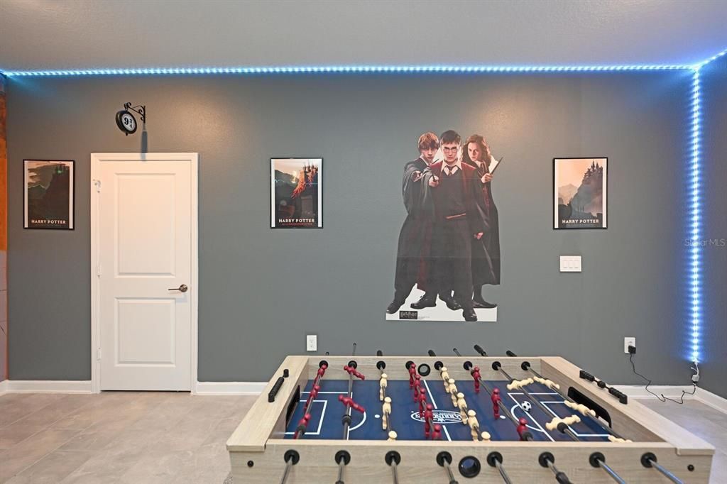 En Venta: $949,000 (8 camas, 5 baños, 4289 Pies cuadrados)