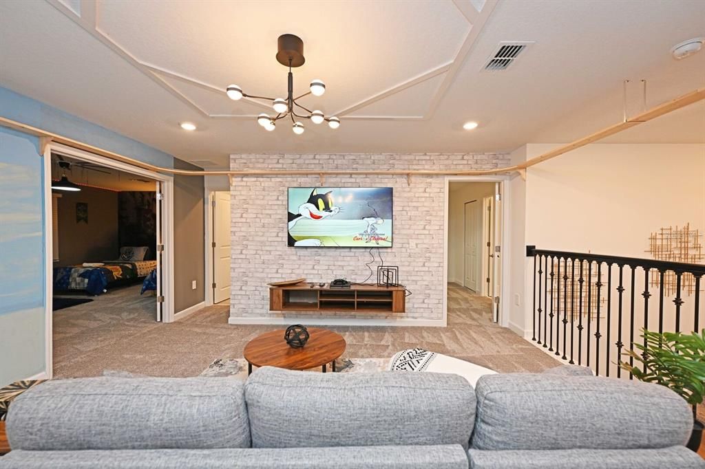 En Venta: $949,000 (8 camas, 5 baños, 4289 Pies cuadrados)