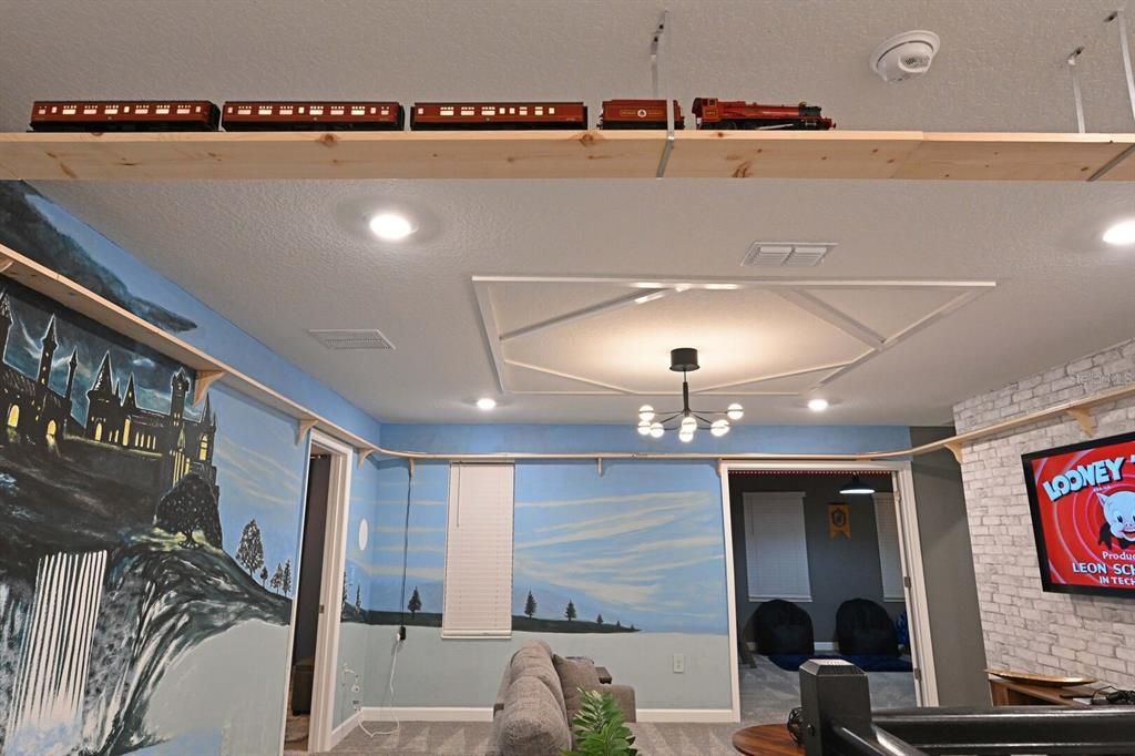 En Venta: $949,000 (8 camas, 5 baños, 4289 Pies cuadrados)