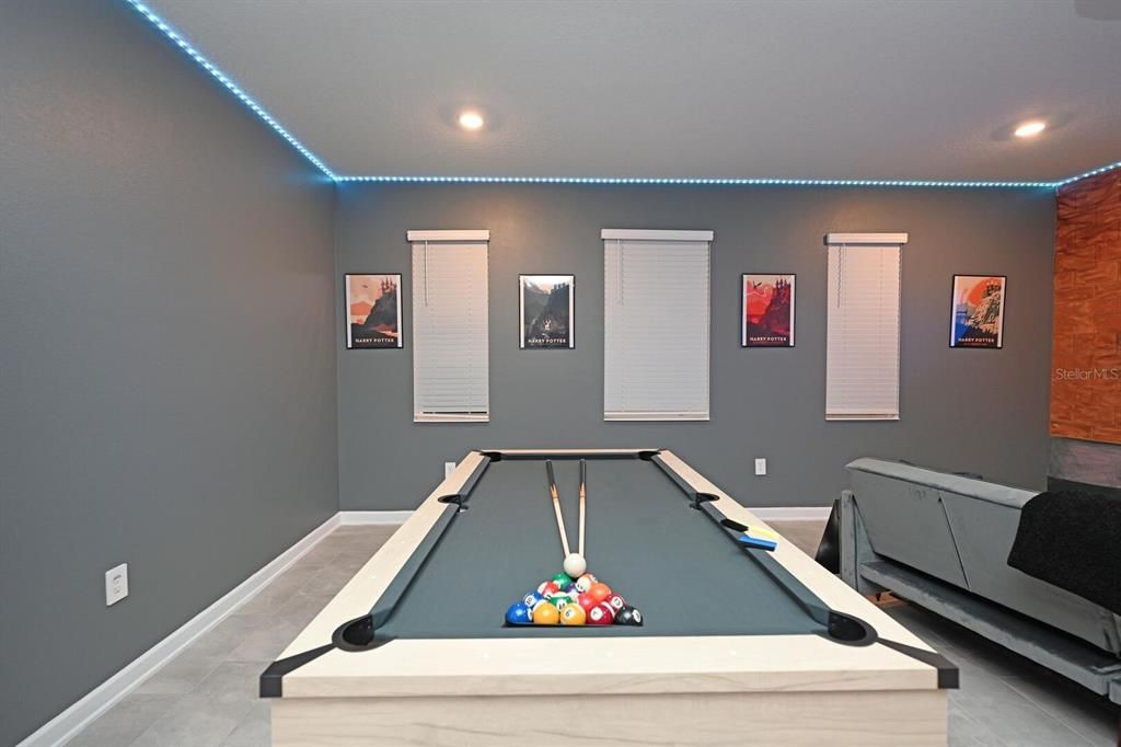 En Venta: $949,000 (8 camas, 5 baños, 4289 Pies cuadrados)