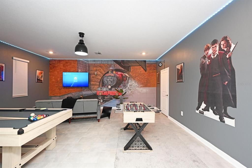 En Venta: $949,000 (8 camas, 5 baños, 4289 Pies cuadrados)