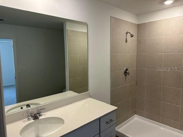 出租: $2,000 (3 贝兹, 2 浴室, 1428 平方英尺)