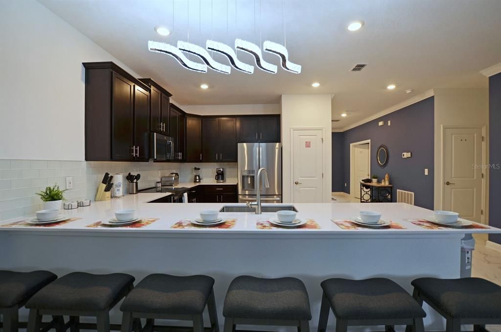 En Venta: $949,000 (8 camas, 5 baños, 4289 Pies cuadrados)