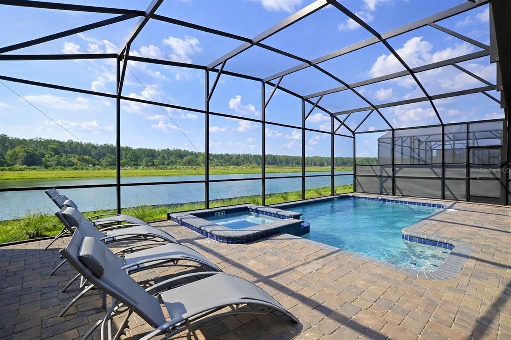 En Venta: $949,000 (8 camas, 5 baños, 4289 Pies cuadrados)