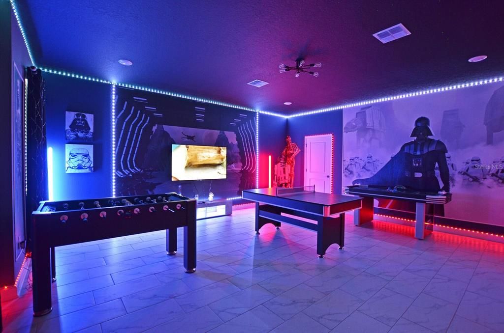 En Venta: $949,000 (8 camas, 5 baños, 4289 Pies cuadrados)