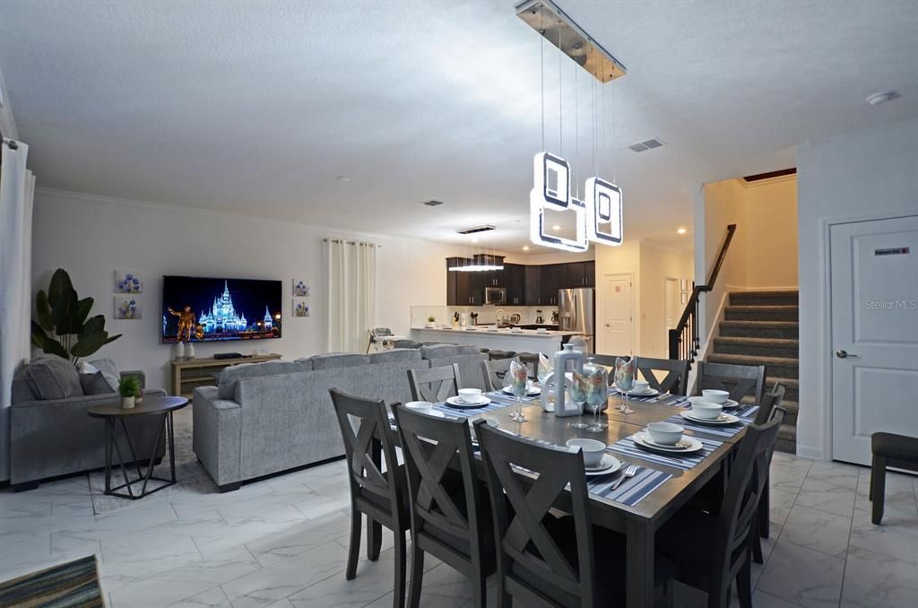 En Venta: $949,000 (8 camas, 5 baños, 4289 Pies cuadrados)