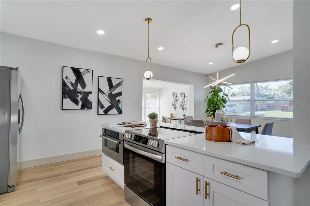 En Venta: $419,000 (3 camas, 2 baños, 1484 Pies cuadrados)