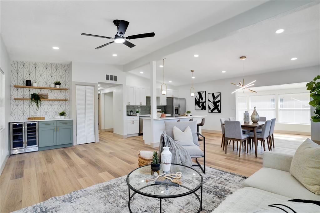 En Venta: $419,000 (3 camas, 2 baños, 1484 Pies cuadrados)