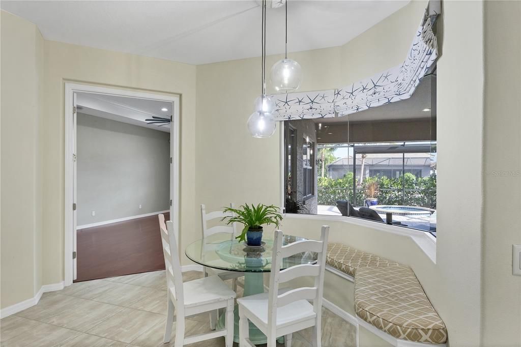 На продажу: $1,495,000 (4 спален, 3 ванн, 3085 Квадратных фут)