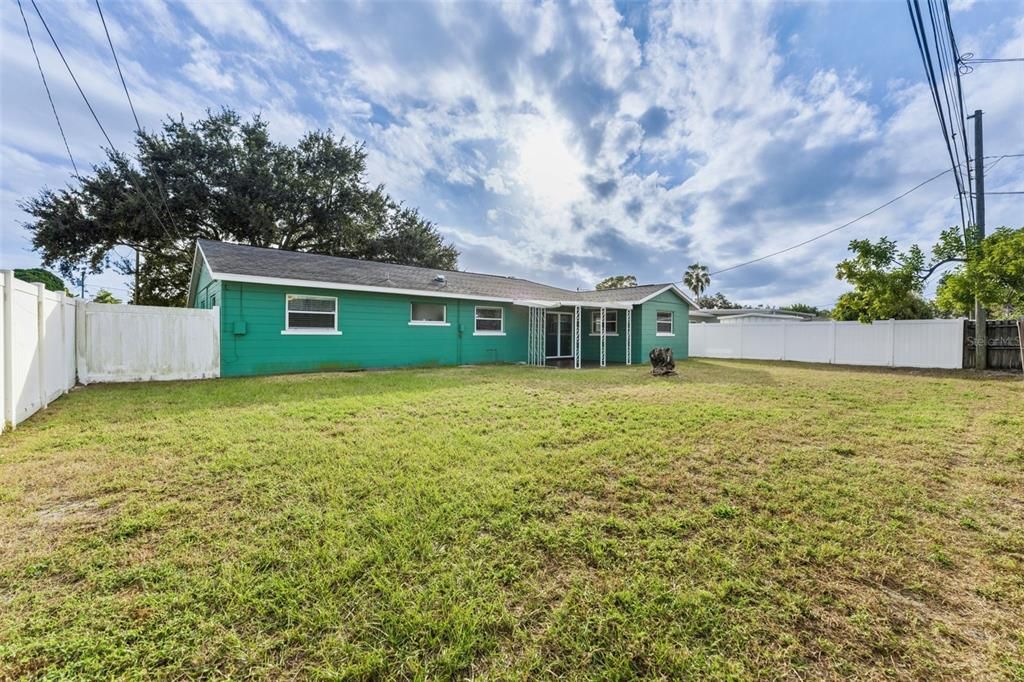 For Sale: $415,000 (3 beds, 2 baths, 1340 Square Feet)