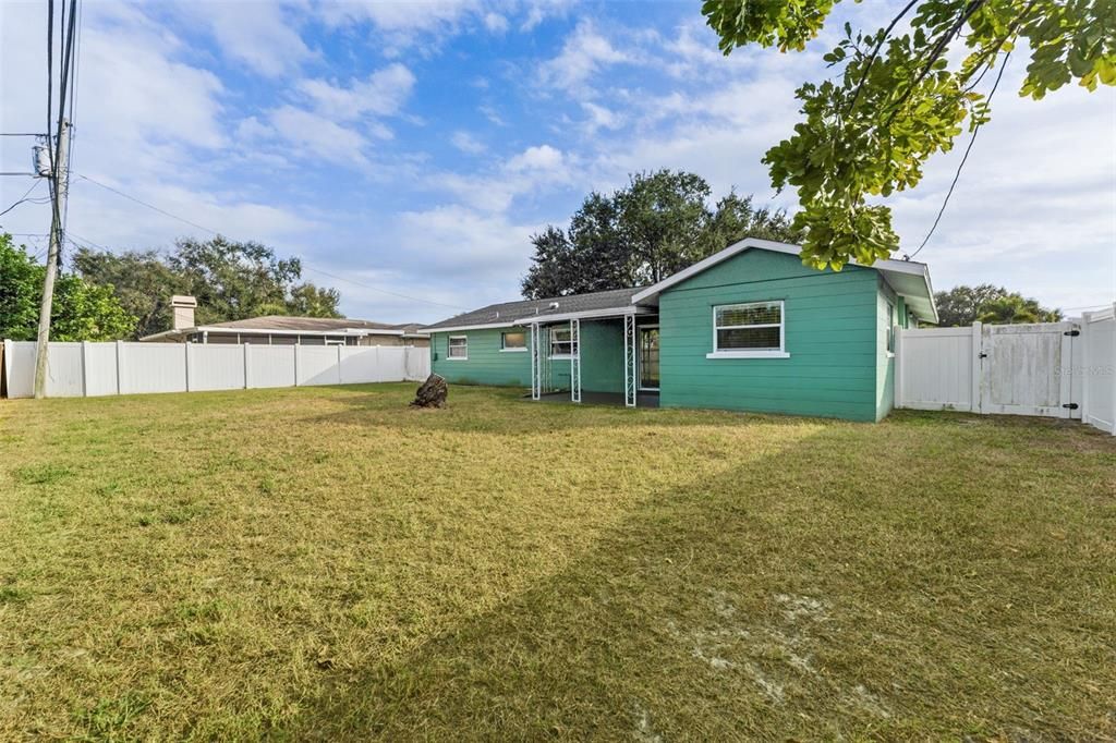 For Sale: $415,000 (3 beds, 2 baths, 1340 Square Feet)