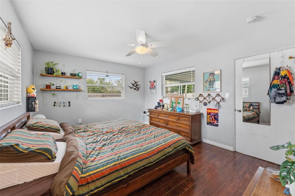 For Sale: $415,000 (3 beds, 2 baths, 1340 Square Feet)