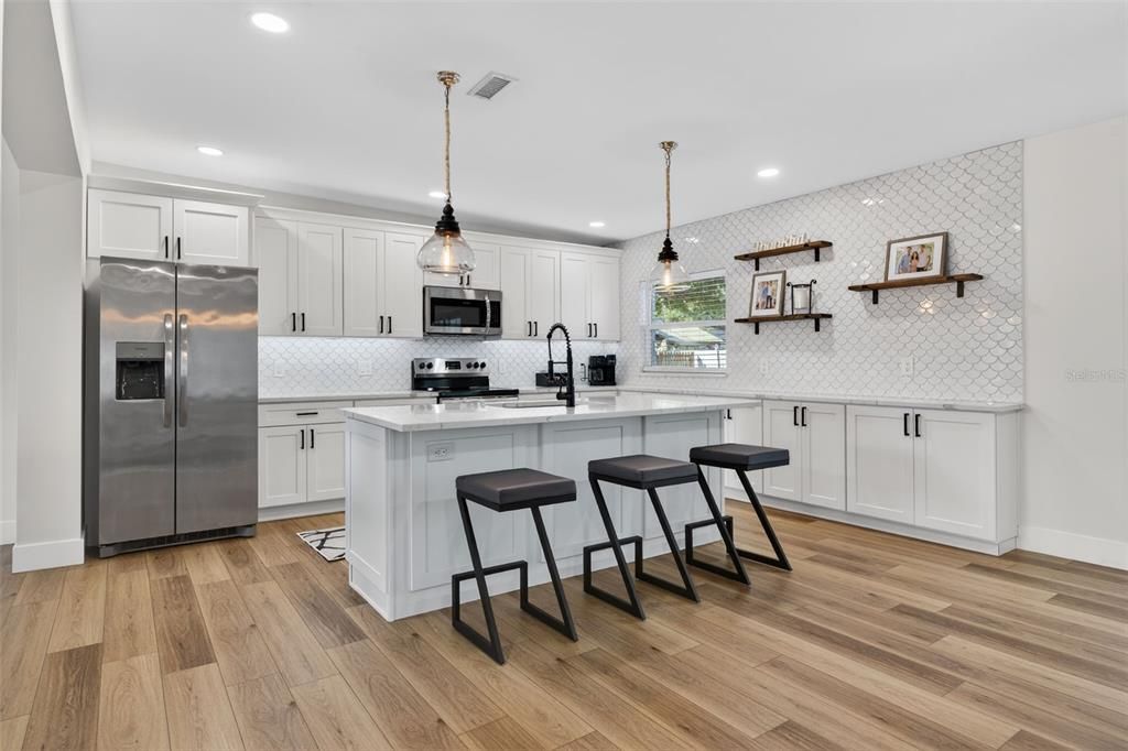 На продажу: $839,000 (3 спален, 2 ванн, 2175 Квадратных фут)