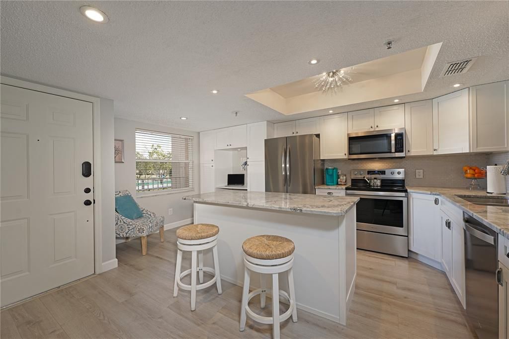 待售: $229,000 (2 贝兹, 2 浴室, 1042 平方英尺)