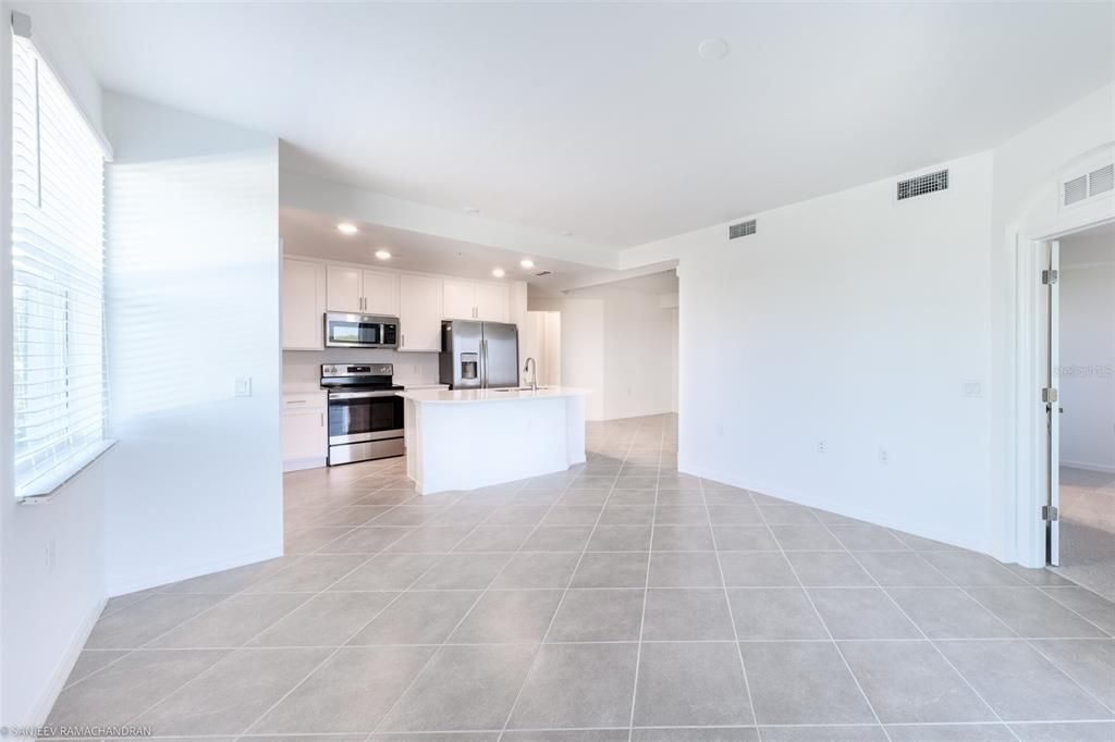 出租: $1,900 (3 贝兹, 2 浴室, 1407 平方英尺)