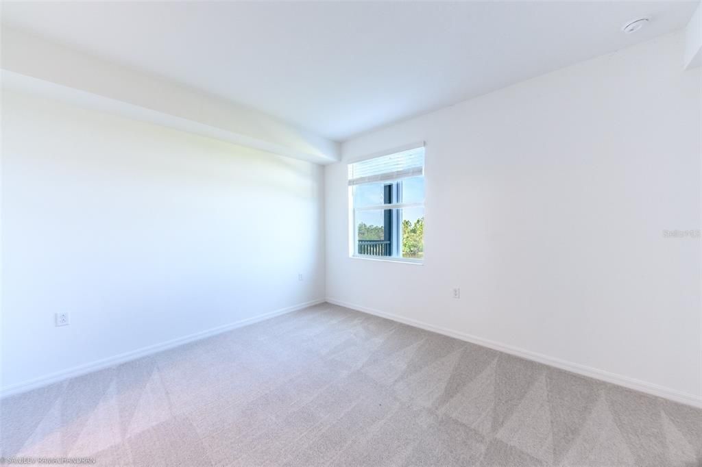 出租: $1,900 (3 贝兹, 2 浴室, 1407 平方英尺)