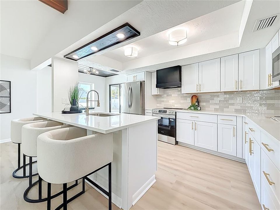 For Sale: $725,000 (4 beds, 2 baths, 2316 Square Feet)