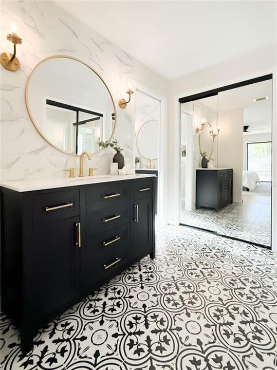 For Sale: $725,000 (4 beds, 2 baths, 2316 Square Feet)