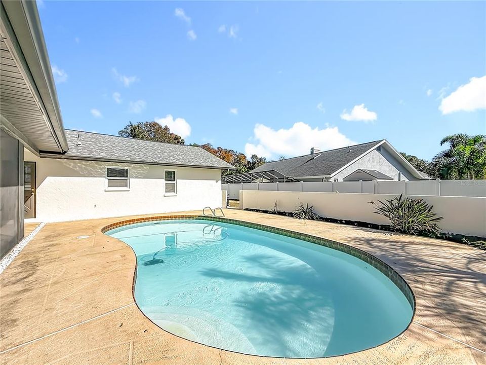 For Sale: $725,000 (4 beds, 2 baths, 2316 Square Feet)