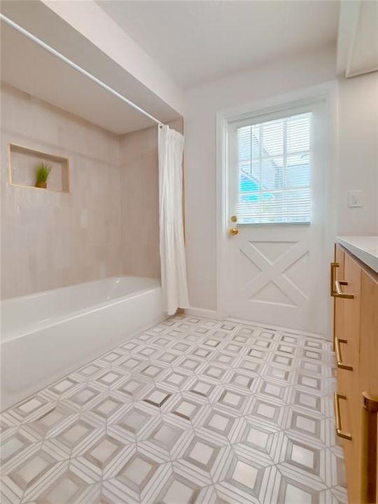 For Sale: $725,000 (4 beds, 2 baths, 2316 Square Feet)