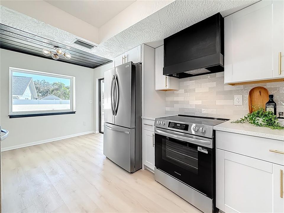 For Sale: $725,000 (4 beds, 2 baths, 2316 Square Feet)