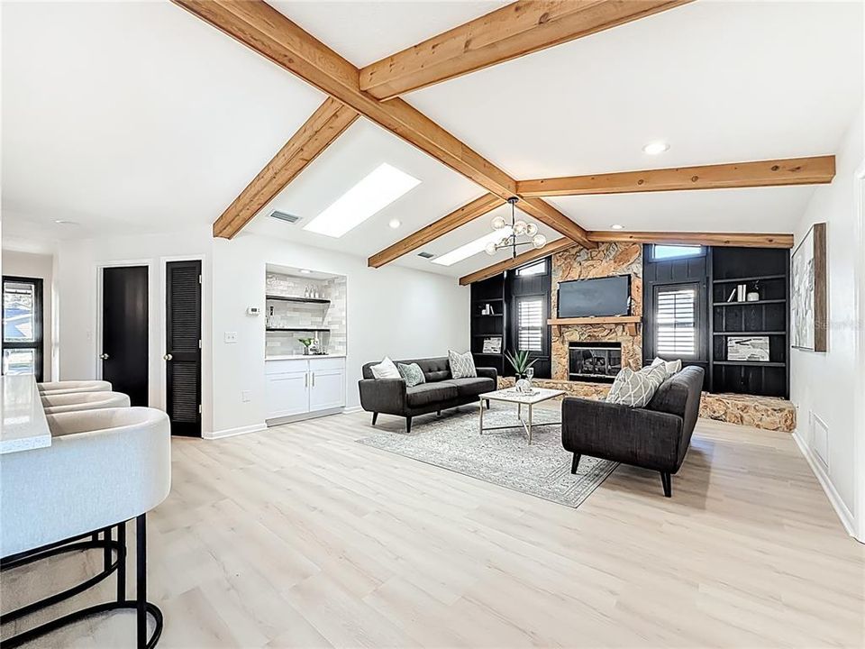 For Sale: $725,000 (4 beds, 2 baths, 2316 Square Feet)