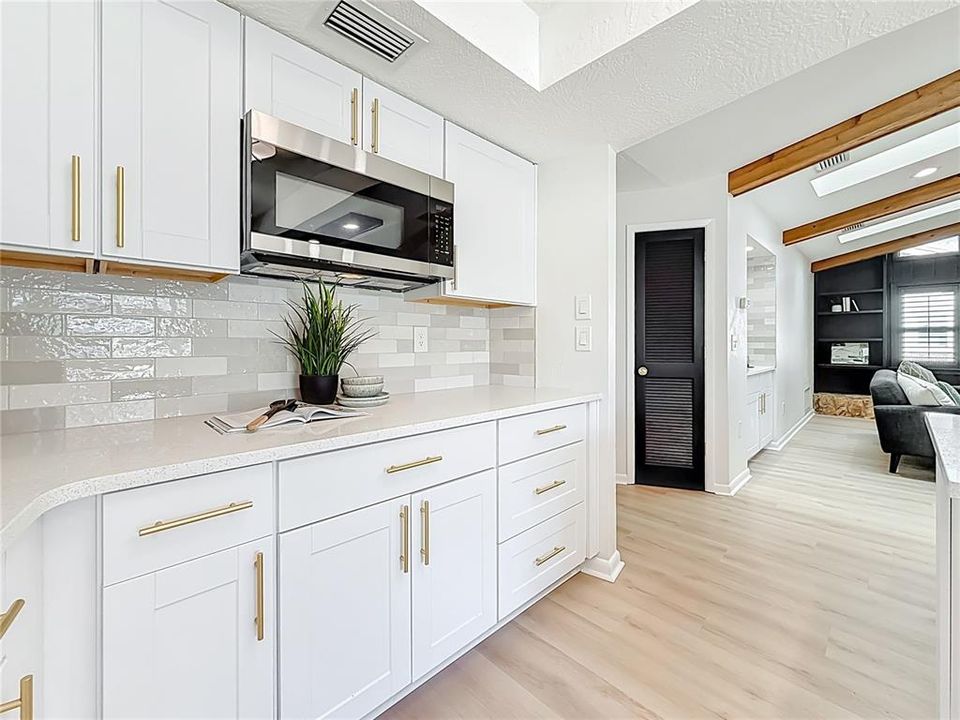 For Sale: $725,000 (4 beds, 2 baths, 2316 Square Feet)