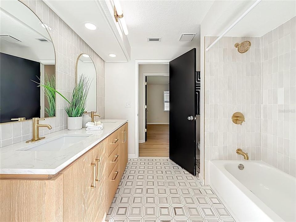 For Sale: $725,000 (4 beds, 2 baths, 2316 Square Feet)