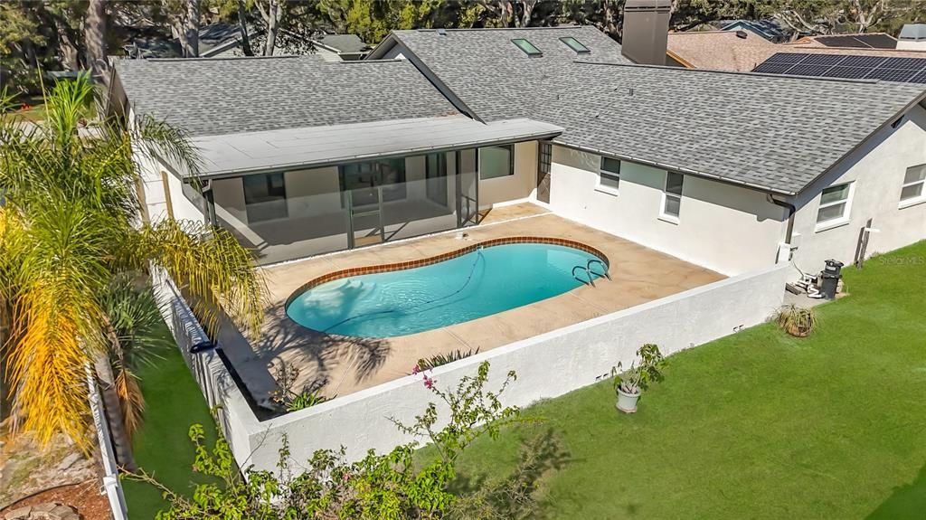 For Sale: $725,000 (4 beds, 2 baths, 2316 Square Feet)