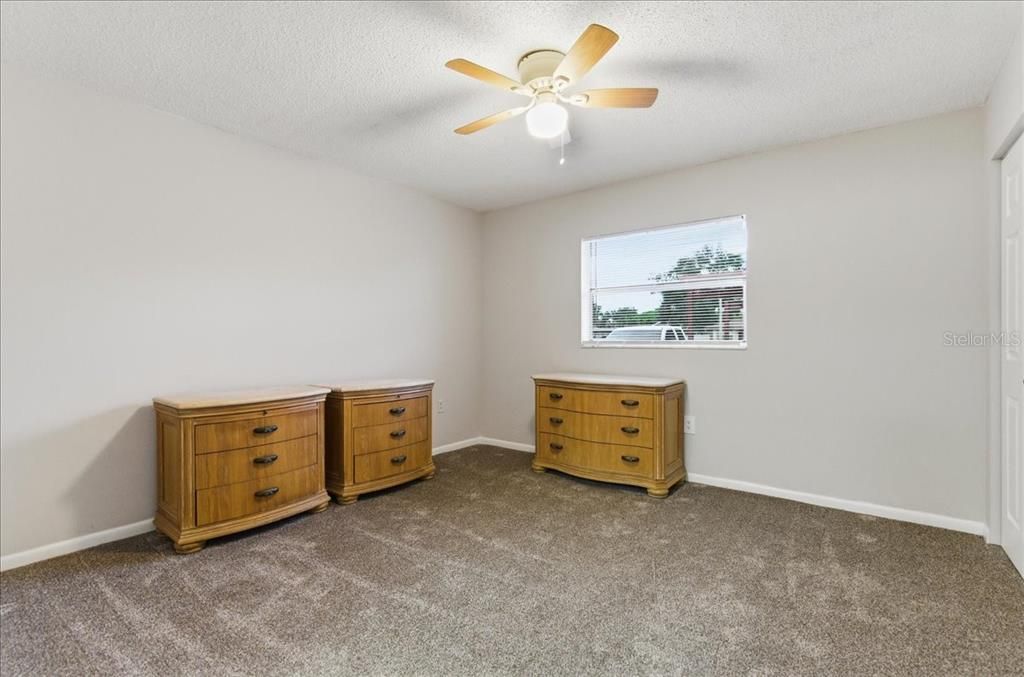 For Rent: $1,850 (2 beds, 2 baths, 1000 Square Feet)