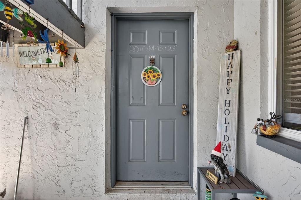 На продажу: $210,000 (2 спален, 2 ванн, 960 Квадратных фут)