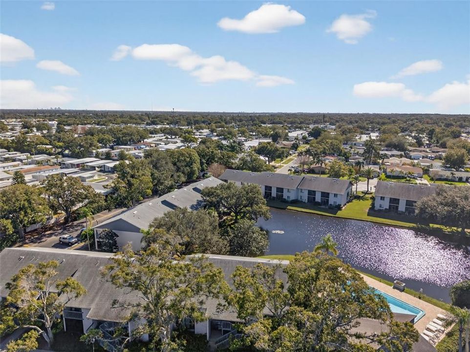 На продажу: $210,000 (2 спален, 2 ванн, 960 Квадратных фут)