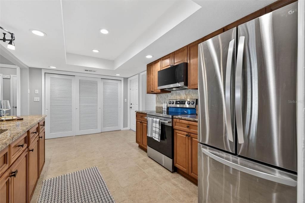 For Sale: $495,000 (3 beds, 2 baths, 1598 Square Feet)