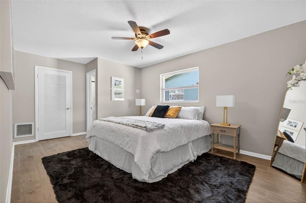 For Sale: $495,000 (3 beds, 2 baths, 1598 Square Feet)