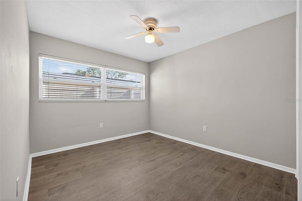 For Sale: $495,000 (3 beds, 2 baths, 1598 Square Feet)