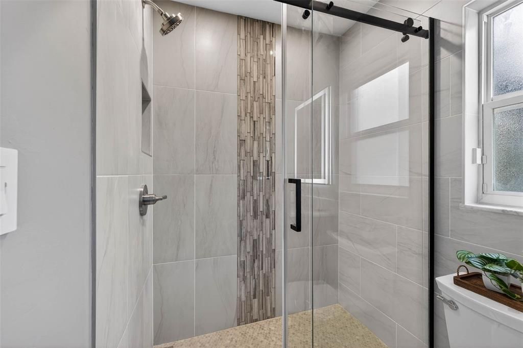 For Sale: $495,000 (3 beds, 2 baths, 1598 Square Feet)