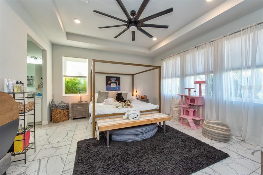 En Venta: $550,000 (3 camas, 2 baños, 1710 Pies cuadrados)