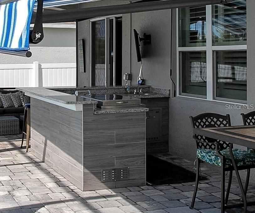 出租: $2,900 (3 贝兹, 2 浴室, 1818 平方英尺)