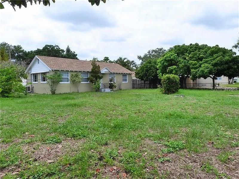 For Rent: $1,750 (2 beds, 1 baths, 1189 Square Feet)