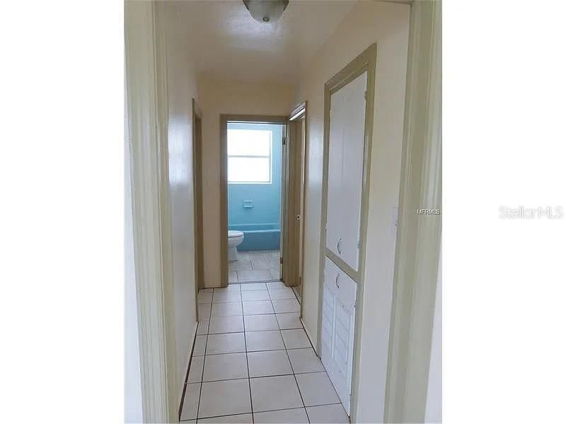For Rent: $1,750 (2 beds, 1 baths, 1189 Square Feet)