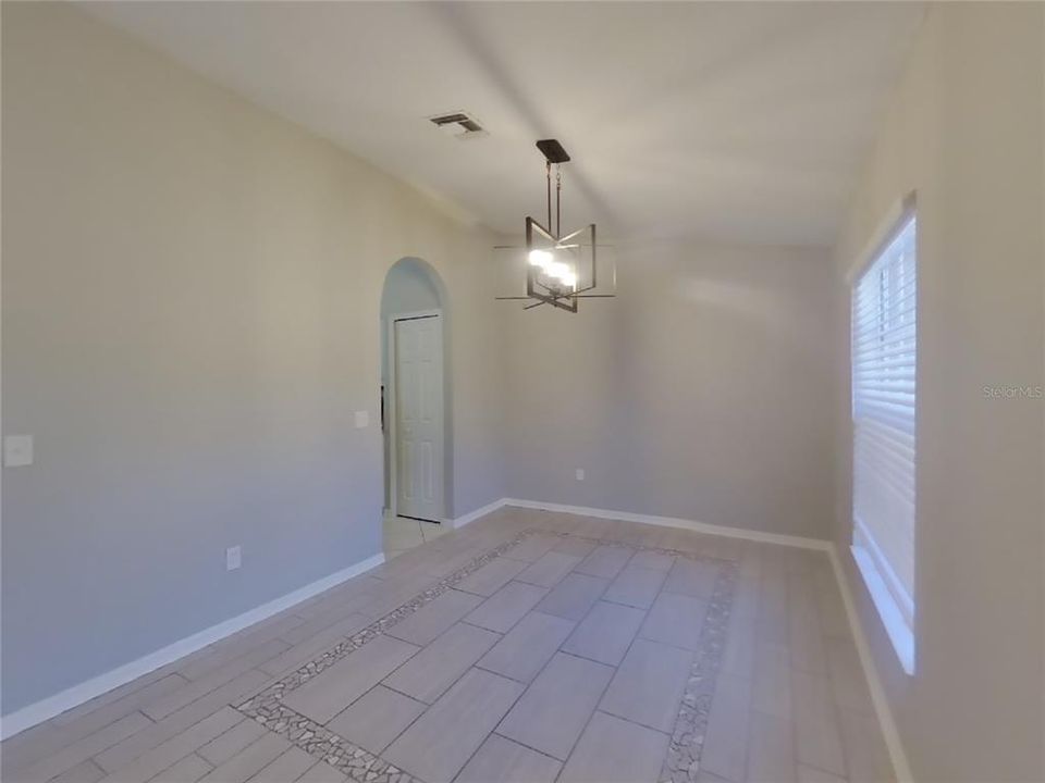 出租: $1,789 (3 贝兹, 2 浴室, 1493 平方英尺)