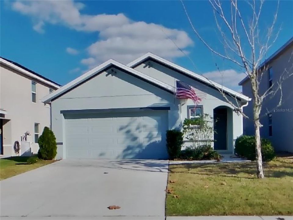 For Rent: $1,789 (3 beds, 2 baths, 1516 Square Feet)