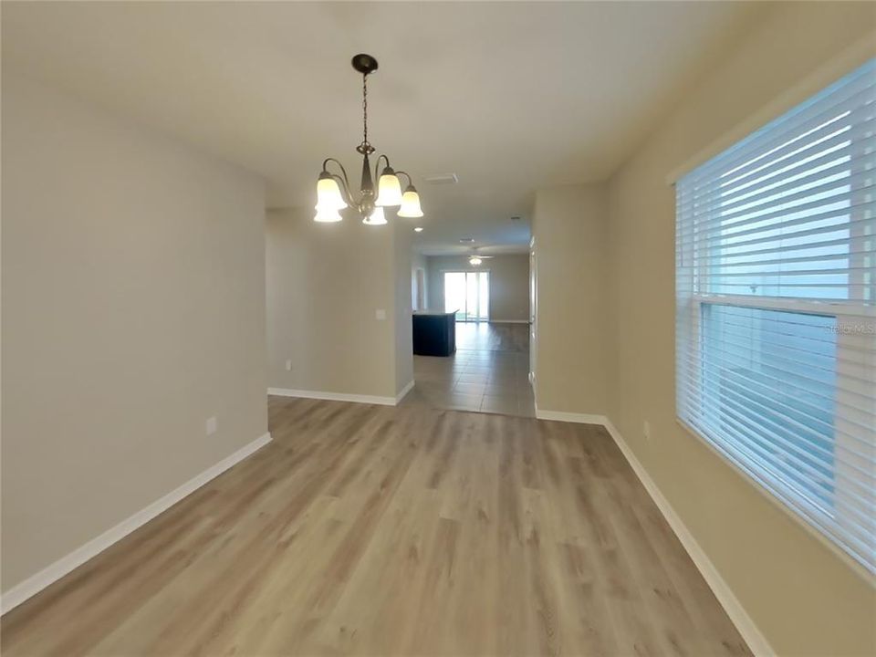 For Rent: $1,789 (3 beds, 2 baths, 1516 Square Feet)