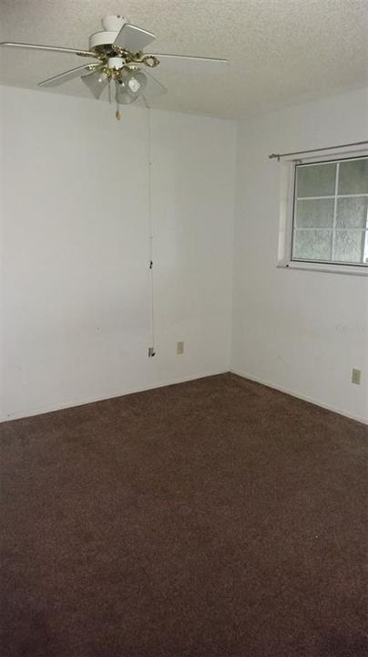 For Rent: $1,100 (2 beds, 2 baths, 837 Square Feet)