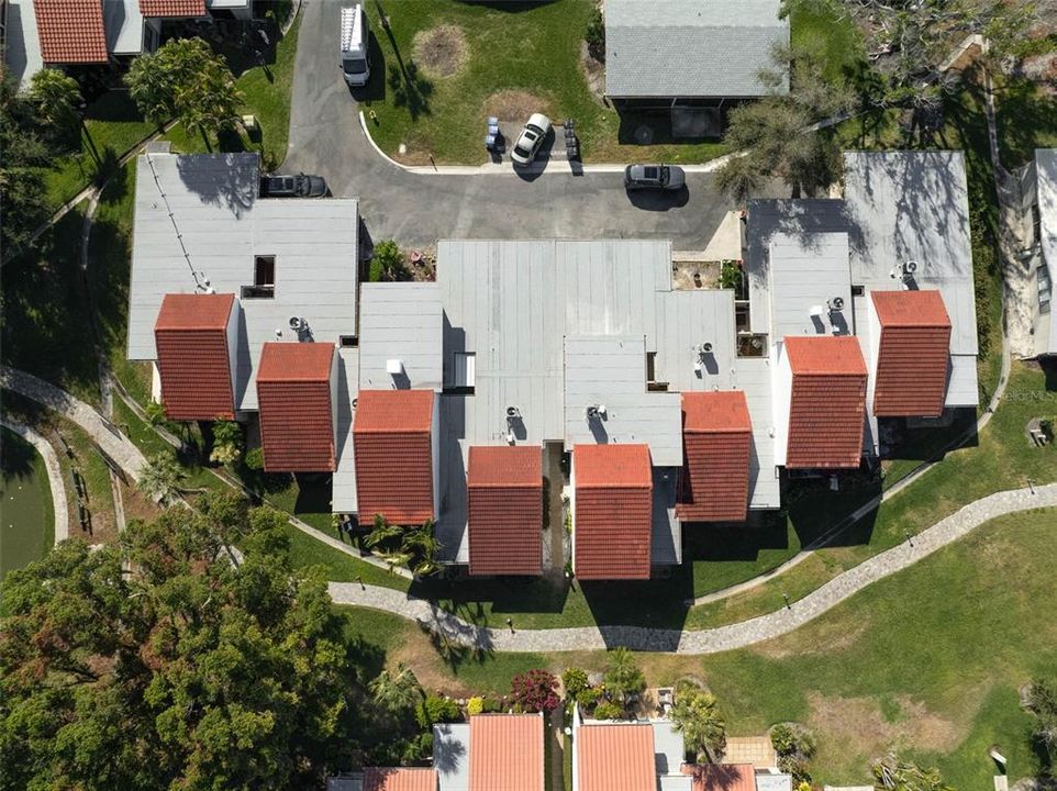 На продажу: $449,000 (2 спален, 2 ванн, 1076 Квадратных фут)