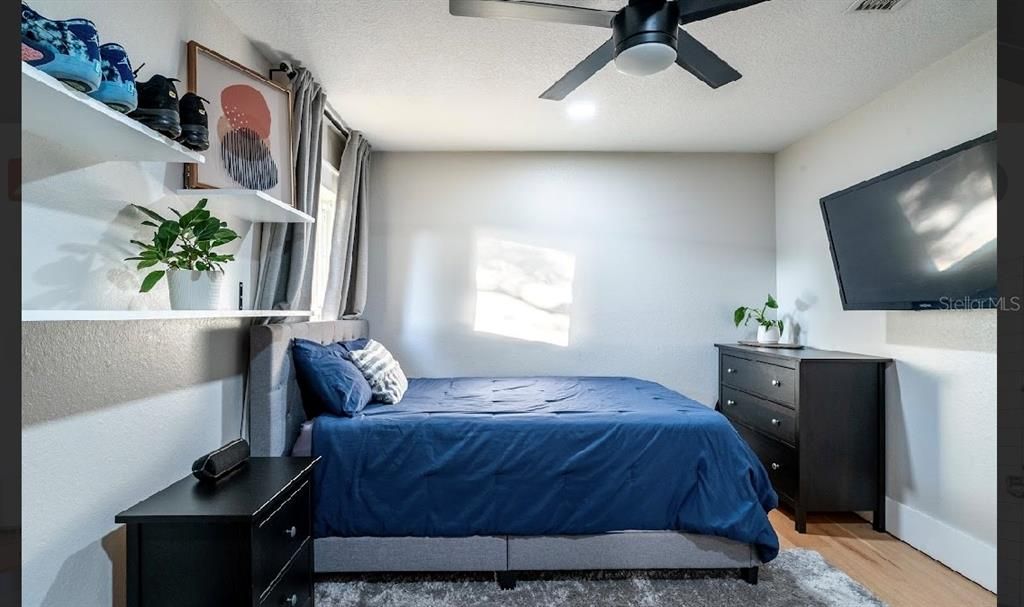 待售: $439,000 (4 贝兹, 3 浴室, 2199 平方英尺)