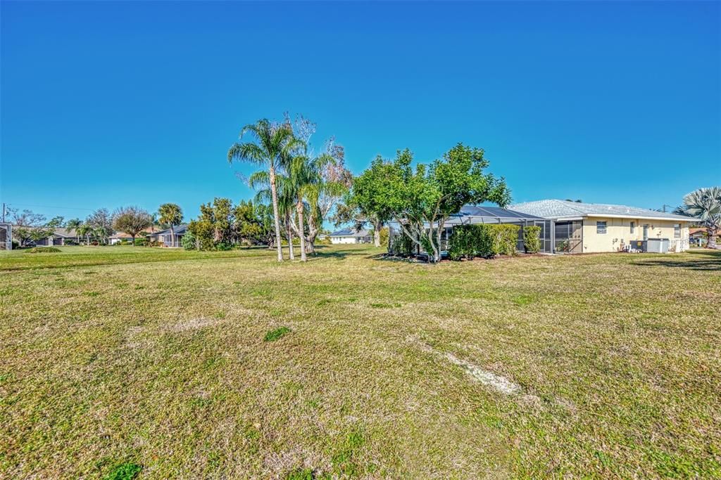 待售: $350,000 (2 贝兹, 2 浴室, 1788 平方英尺)